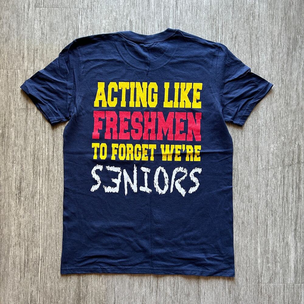 Gildan Navy Blue Iowa State Cyclones Seniors Cotton Crewneck T-Shirt Size Small